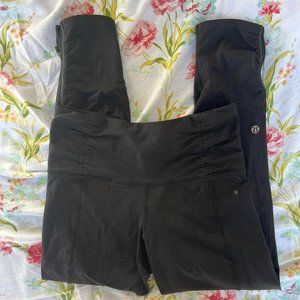 Lululemon Capri Leggings with Zip Up Adjustable Bottoms